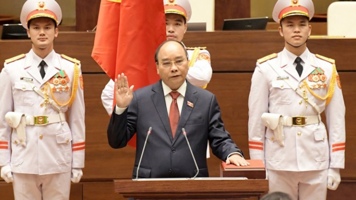  Nguyen Xuan Phuc takes the oath of office as the new State President of Vietnam 