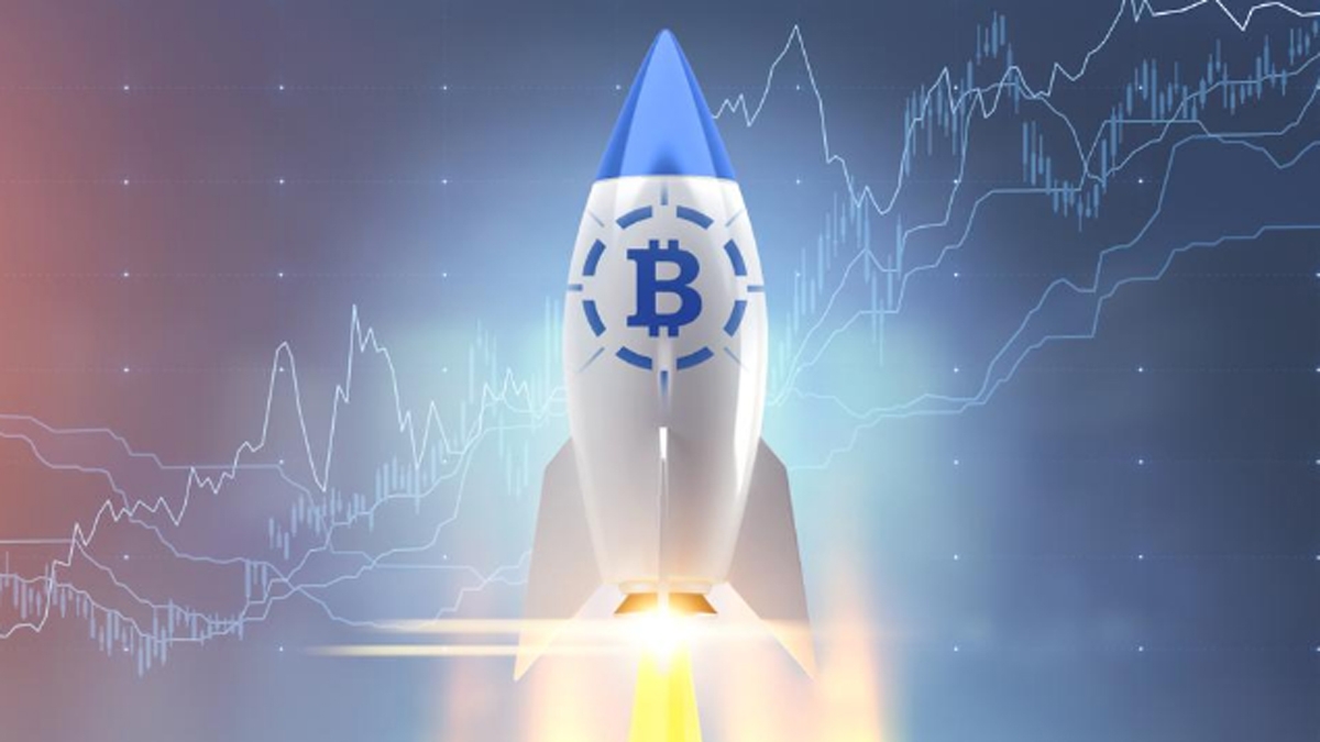 Giá Bitcoin bật tăng phi mã, hiện đã vượt mốc 62.000 USD/BTC. (Ảnh minh họa: Forbes)