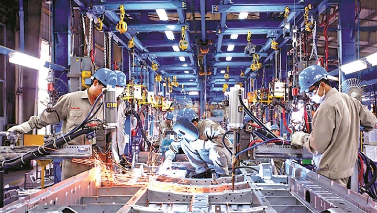 Businesses expect their production will gather full steam in 2022 thanks to government support.