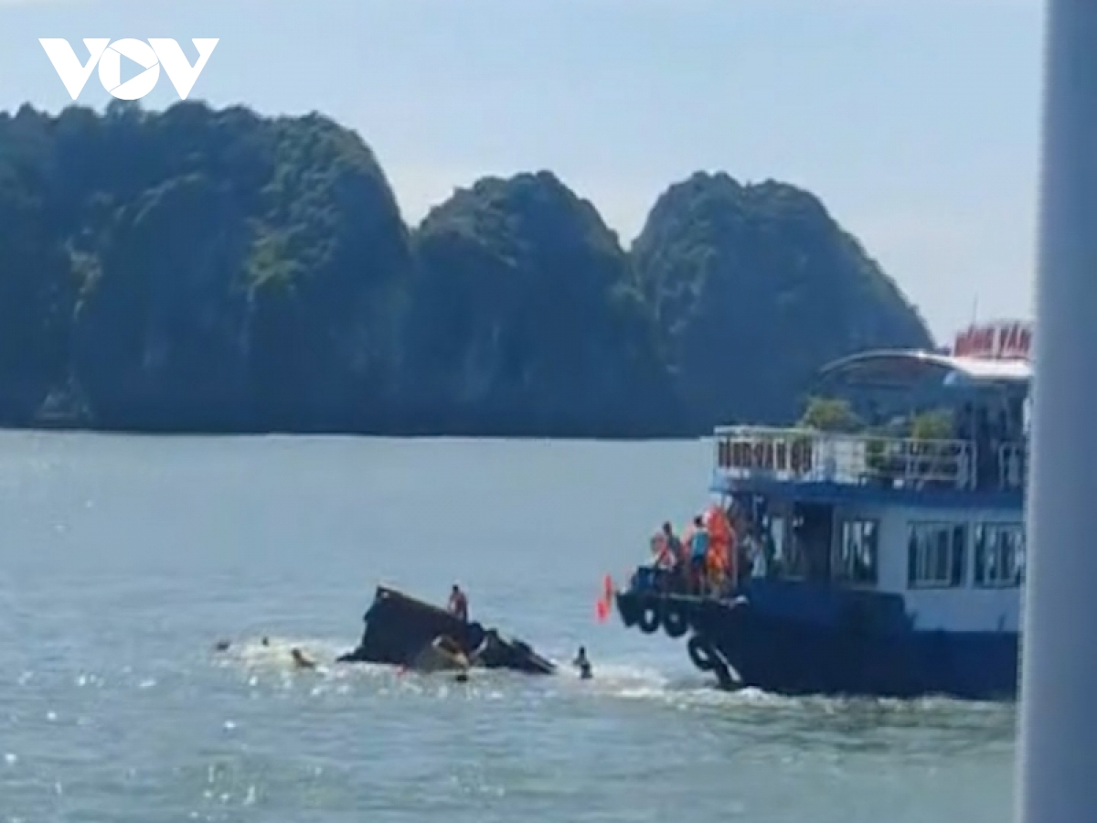 vu va cham tau du lich tren vinh lan ha 1 phu nu tu vong hinh anh 1
