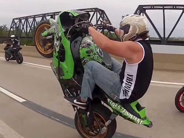 Những kiểu người ai cũng ghét khi chạy xe trên đường - ảnh 5