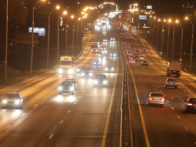 Những kiểu người ai cũng ghét khi chạy xe trên đường - ảnh 2