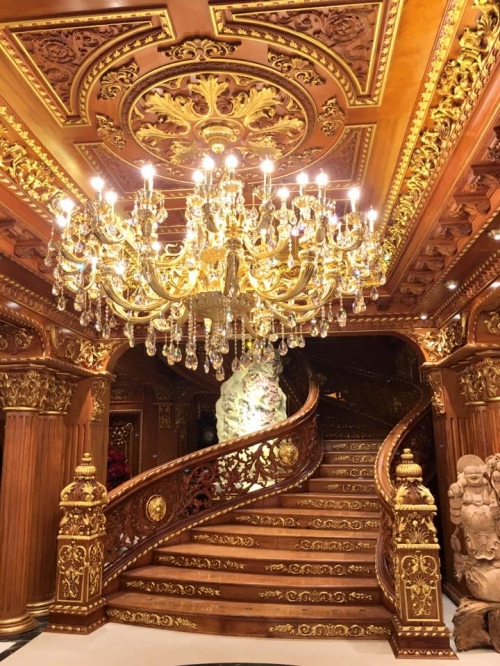 Bất động sản - Có gì bên trong lâu đài gà vàng nổi bật giữa Thủ đô của đại gia Thanh 'sắt'? (Hình 5).