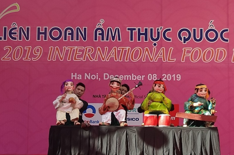 International Food Festival opens in Hanoi