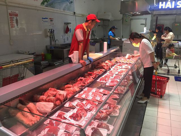 Vietnam to imports 100,000 tons of pork in Q1 to offset shortage