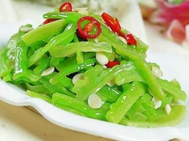 Bí quyết xào mướp đắng ngon, xanh mướt