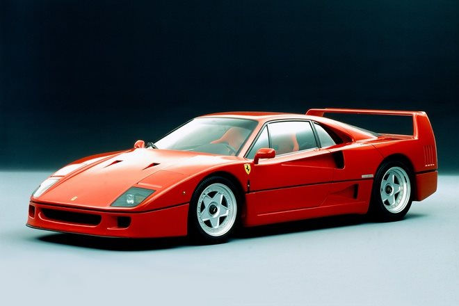 1987ferrarif40frontthreequarters.jpg