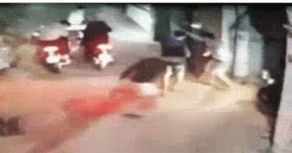 Camera ghi lại cận cảnh 2 băng nhóm bắn nhau như phim hành động ở Tiền Giang