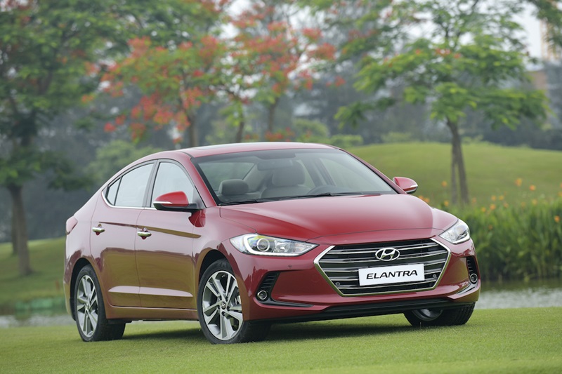 Hyundai Elantra 2016 có gì trước các đối thủ giá 700 triệu đồng - ảnh 2