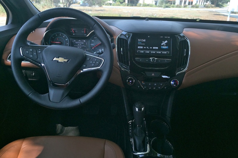 5 điểm nhấn ấn tượng nhất trên Chevrolet Cruze 2016 - ảnh 2