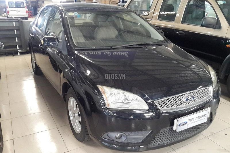 Mua ô tô cũ 400 triệu đồng, nên chọn sedan hạng C hay SUV 7 chỗ? - ảnh 1