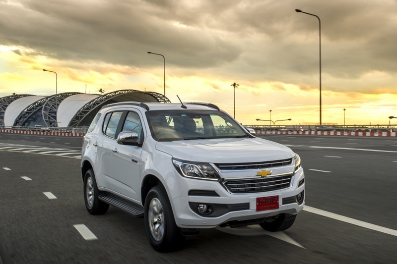 Chevrolet Trailblazer 2016 giá 794 triệu đồng, thách thức Toyota Fortuner - ảnh 3