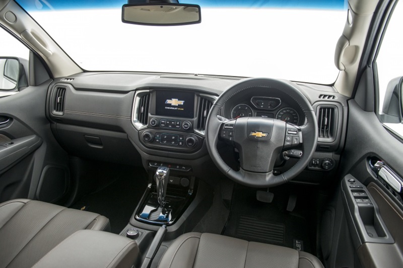 Chevrolet Trailblazer 2016 giá 794 triệu đồng, thách thức Toyota Fortuner - ảnh 4