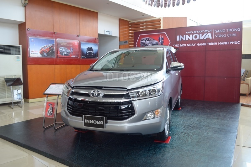 Toyota Innova và Kia Rondo: Cuộc