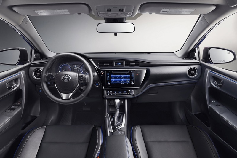 Phiên bản Toyota Corolla 2017 mừng tuổi 50 ra mắt - ảnh 4