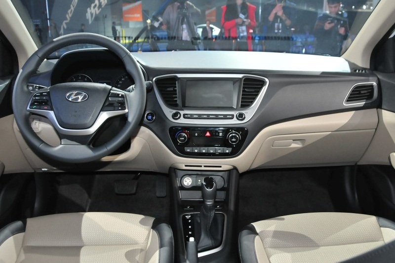 Hyundai Verna hatchback 2017 ra mắt tại Trung Quốc, có giá chỉ 240 triệu đồng - ảnh 3