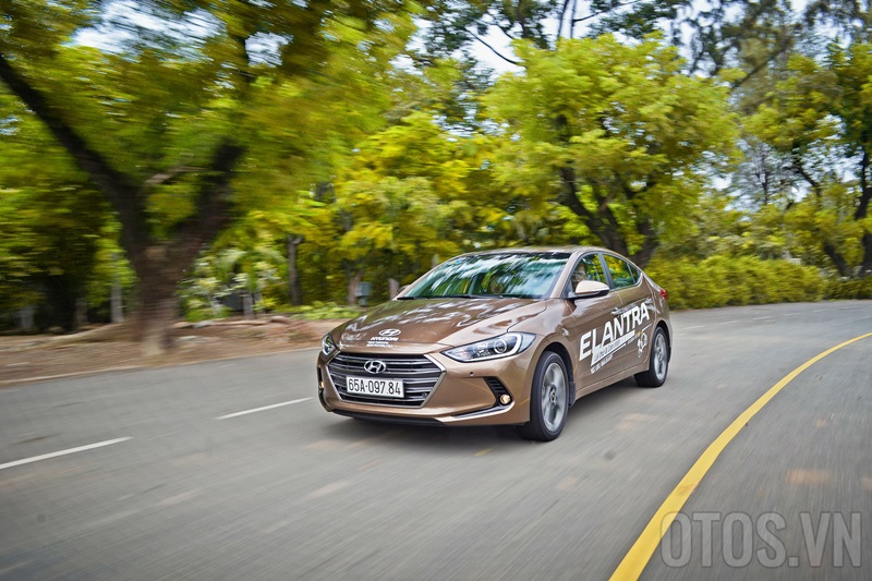 Gần Tết, các hãng ô tô bắt đầu