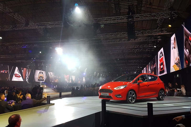 4 phiên bản Ford Fiesta 2017 trình làng, ngóng về Việt Nam - ảnh 4