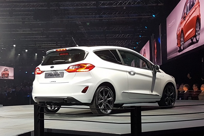 4 phiên bản Ford Fiesta 2017 trình làng, ngóng về Việt Nam - ảnh 10