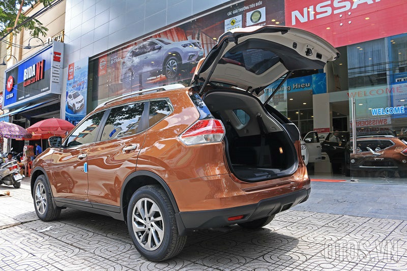 Các mẫu xe nổi bật đến tay khách Việt năm 2016 (Phần 2) - ảnh 9