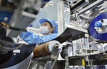 Cải thiện môi trường kinh doanh, nâng cao năng lực cạnh tranh quốc gia để không bị bỏ lại phía sau