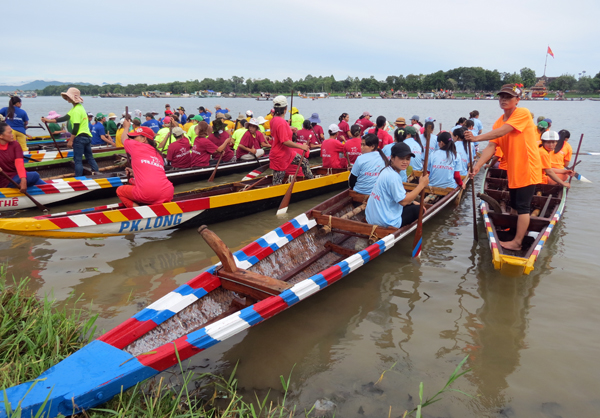 Rộn rã đua ghe mừng Quốc khánh trên sông Hương - ảnh 4