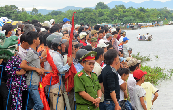 Rộn rã đua ghe mừng Quốc khánh trên sông Hương - ảnh 7