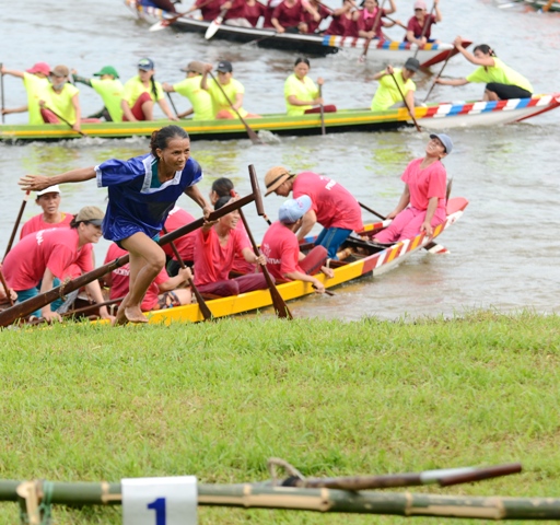 Rộn rã đua ghe mừng Quốc khánh trên sông Hương - ảnh 14