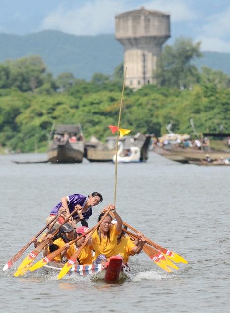 Rộn rã đua ghe mừng Quốc khánh trên sông Hương - ảnh 21