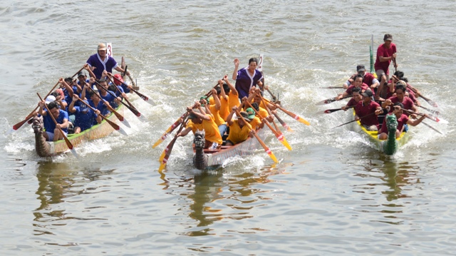 Rộn rã đua ghe mừng Quốc khánh trên sông Hương - ảnh 24