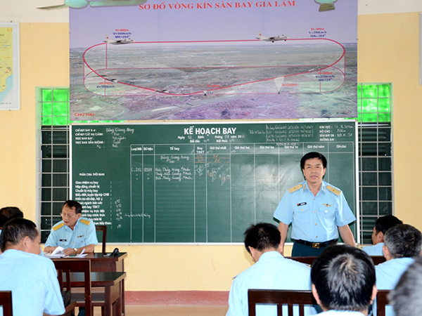 Sư đoàn 371, Lữ đoàn 918 tổ chức thành công ban bay cán bộ Su-30MK2 và Casa-212 - ảnh 2