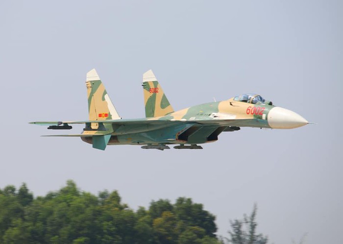 Không quân Việt Nam nhận lại hàng loạt tiêm kích Su-27