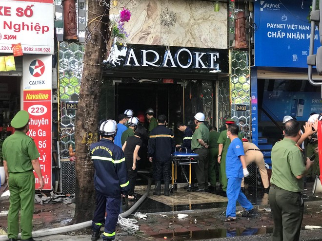 3 cán bộ chiến sỹ Công an hy sinh khi đang chữa cháy tại quán karaoke ở phường Quan Hoa ảnh 3