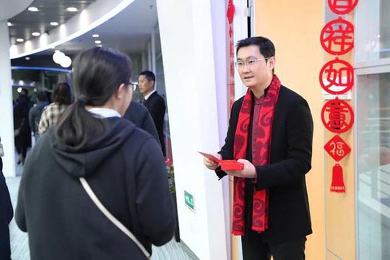 Muôn kiểu lì xì của đại gia Trung Quốc ngày đầu năm mới