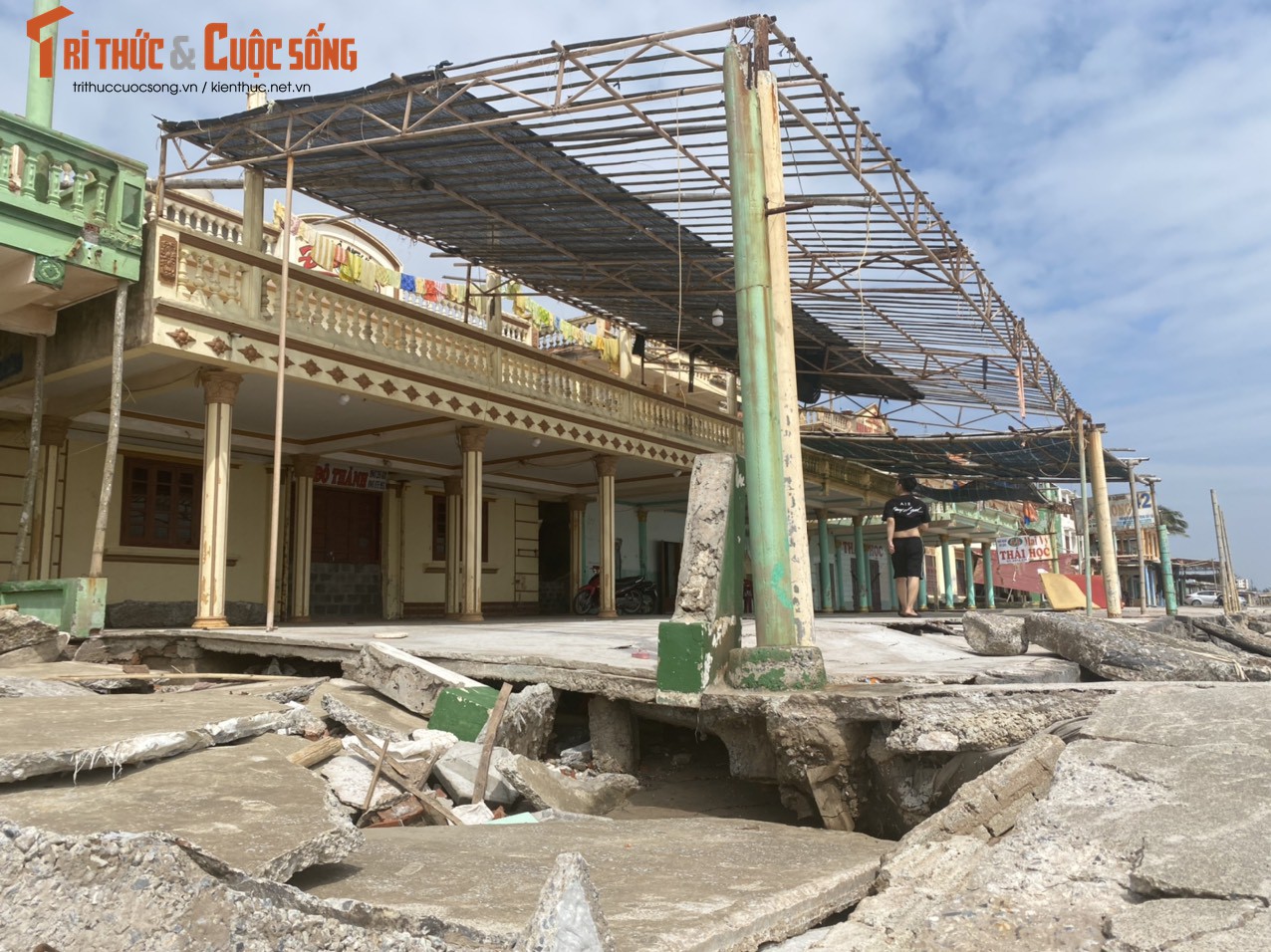 Lanh nguoi canh tan hoang khu du lich bien Thinh Long-Hinh-3