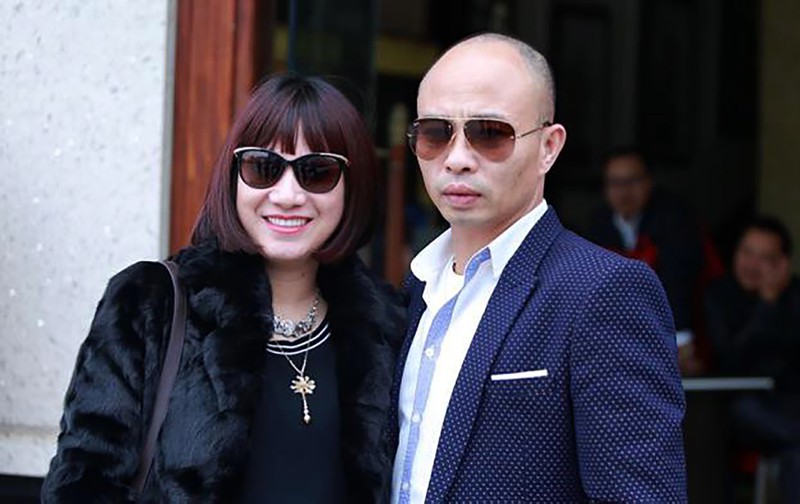 Vợ chồng Đường ‘nhuệ’ ra tòa vụ cưỡng đoạt gần 2,5 tỷ đồng tiền hỏa táng