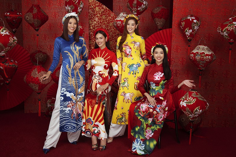 Miss Universe Thailand wears ao dai during Vietnam trip - VnExpress  International