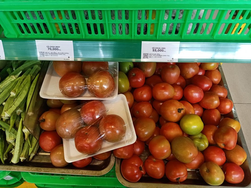 Giá cà chua tăng sốc 20.000 đồng, tương cà bị 'vạ lây' - ảnh 2