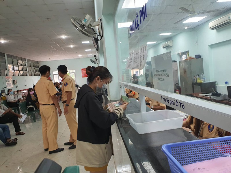 Từ 2022, trường hợp này không được sang tên giấy tờ xe - ảnh 1