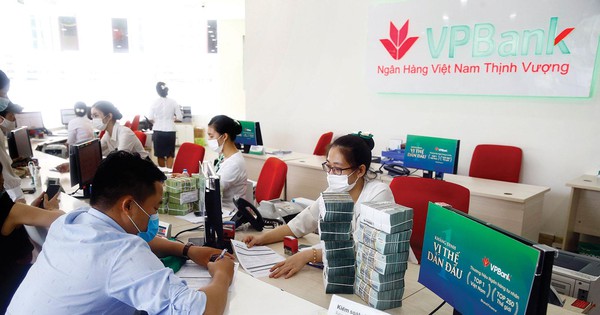Lợi nhuận ngân hàng dần xám màu