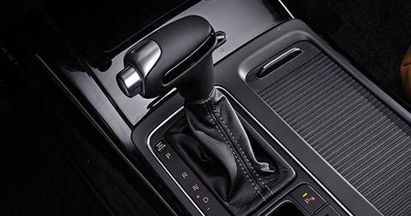 Những dấu hiệu nhận biết khi xe gặp sự cố về hộp số