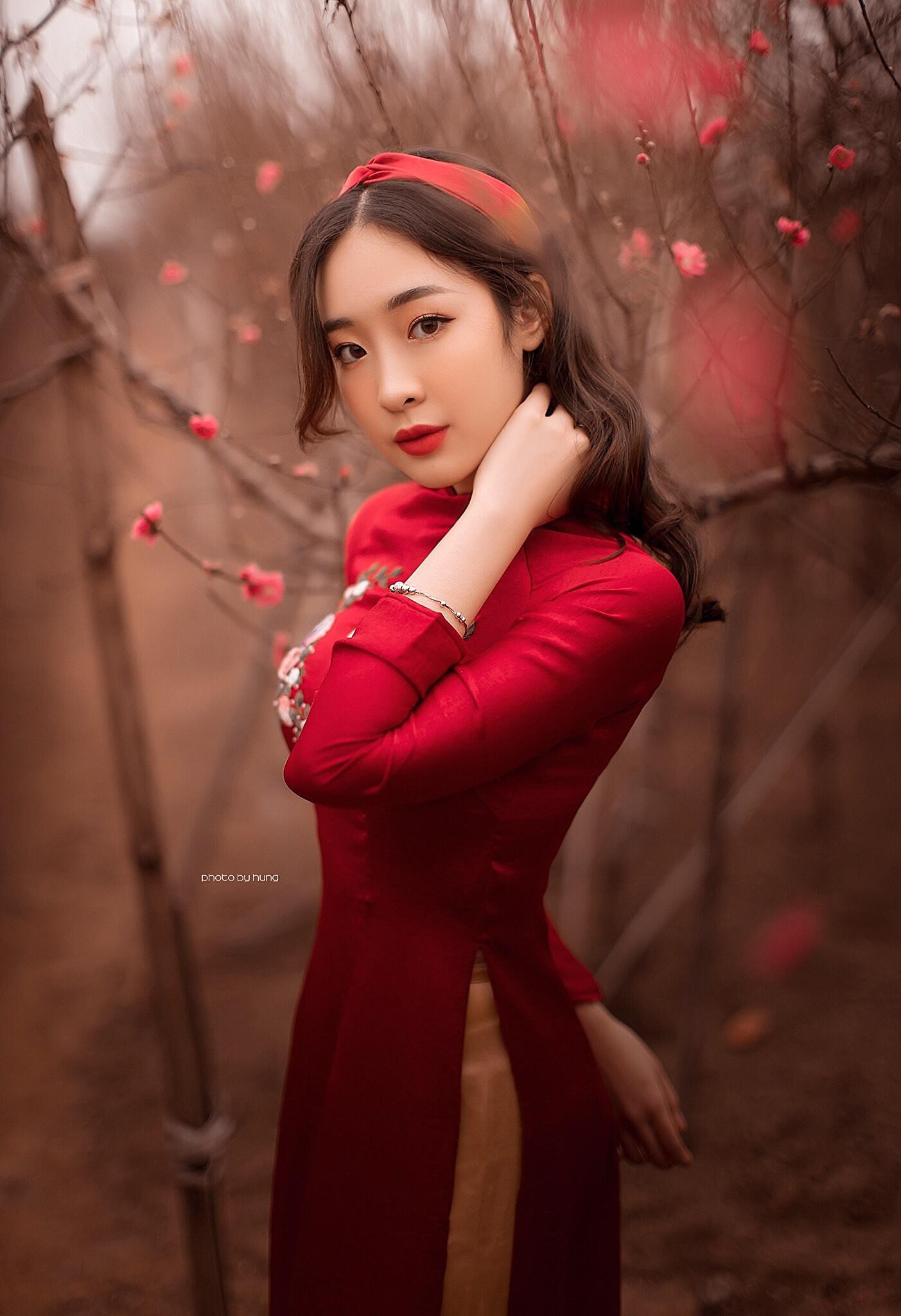 ‘Hot girl’ trường Ngoại thương rạng rỡ trong bộ ảnh chào Tết Nhâm Dần 2022 ảnh 6