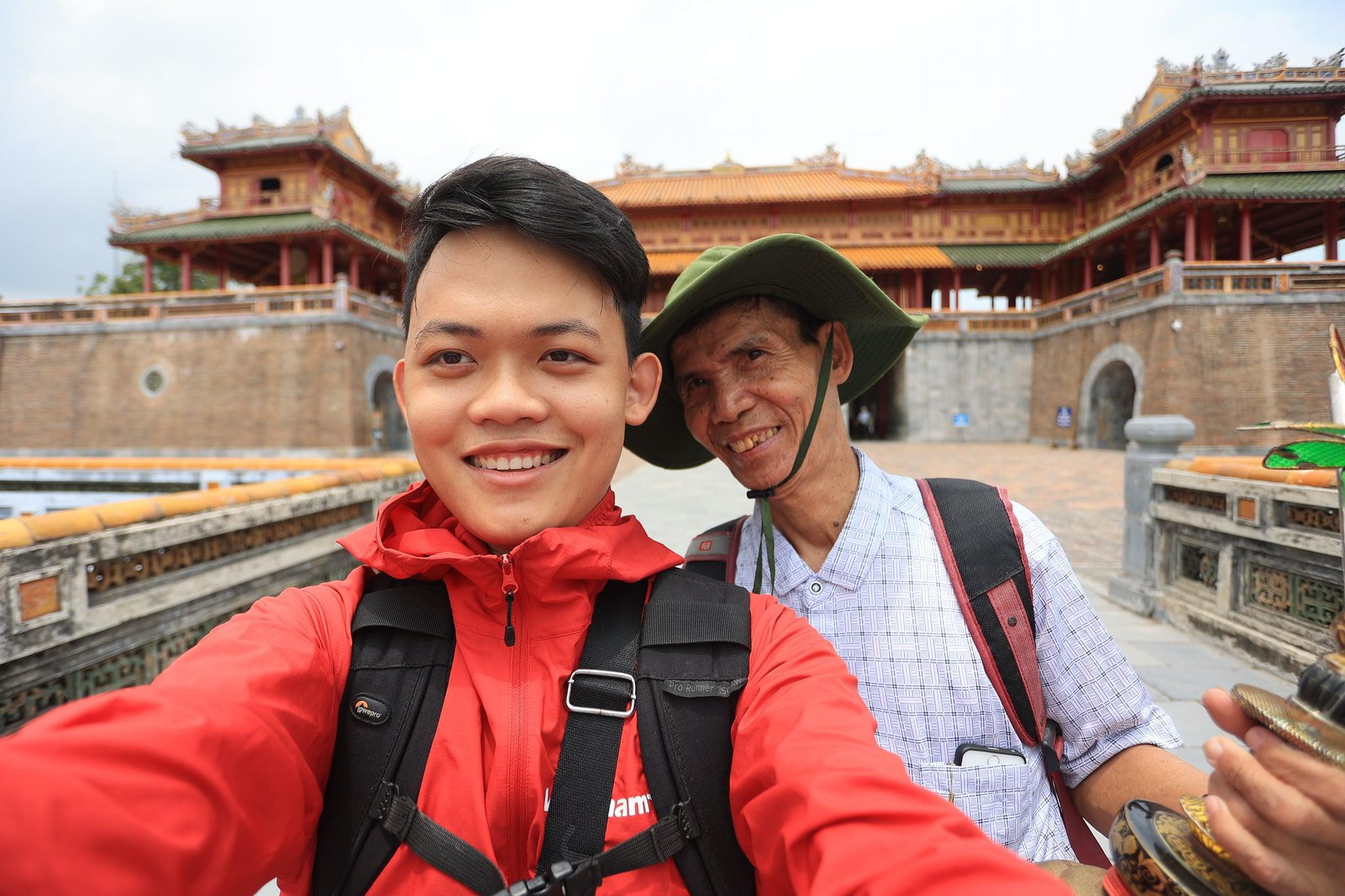 Hành trình xuyên Việt xúc động của chàng thanh niên 9x cùng ‘bạn của ông nội’ ảnh 5