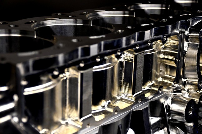 Siêu xe hơn 3.000 mã lực giá 12,4 triệu euro ảnh 23