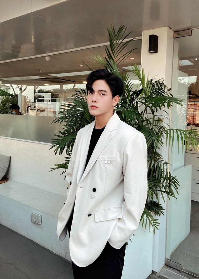 Lộ diện nam sinh 'soái ca' của Học viện quản lý giáo dục ảnh 2