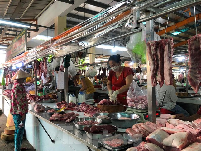 'Bỏng tay' với giá rau củ tăng dựng đứng gấp 2-3 lần ảnh 3