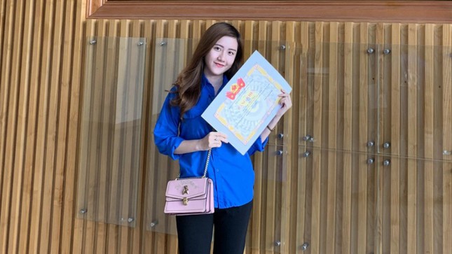 Thủ khoa ĐH Kiểm sát Hà Nội tài năng và xinh đẹp ảnh 3