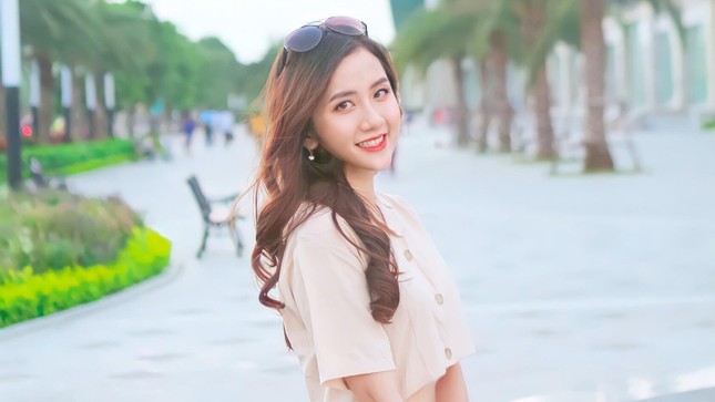 Thủ khoa ĐH Kiểm sát Hà Nội tài năng và xinh đẹp ảnh 6