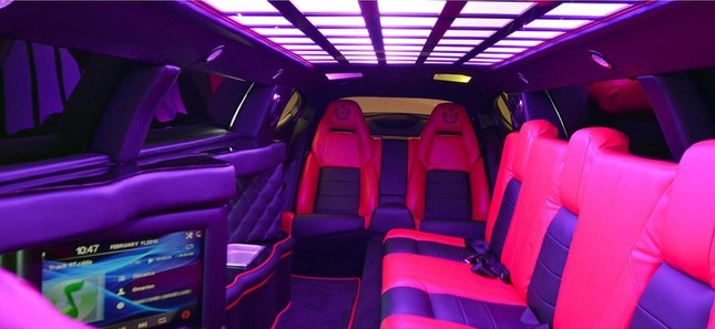 9 mẫu xe độ theo phong cách limousine độc đáo ảnh 4