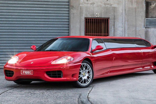 9 mẫu xe độ theo phong cách limousine độc đáo ảnh 6